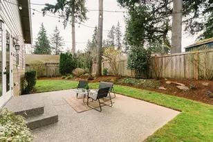 8718 NE 134th St, Kirkland, WA 98034 - Photo 34