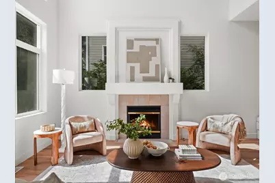 2465 132nd Avenue SE, Bellevue, WA 98005 - Photo 4