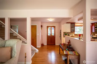 1825 Forest Hill Drive SE, Olympia, WA 98501 - Photo 2