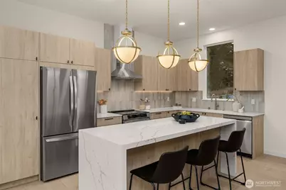 8403 NE 137th Street, Kirkland, WA 98034 - Photo 12