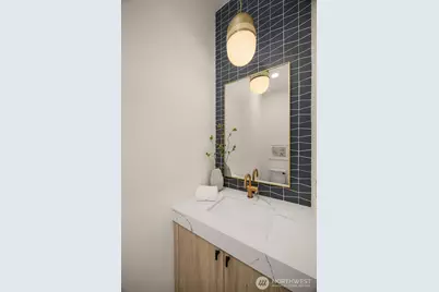 8403 NE 137th Street, Kirkland, WA 98034 - Photo 16