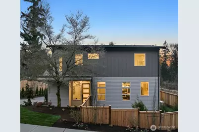 8403 NE 137th Street, Kirkland, WA 98034 - Photo 2