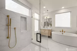 8403 NE 137th St, Kirkland, WA 98034 - Photo 22