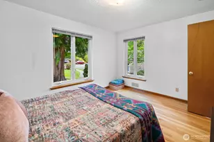 10445 Marine View Dr SW, Seattle, WA 98146 - Photo 16