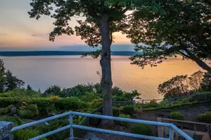 10445 Marine View Dr SW, Seattle, WA 98146 - Photo 2