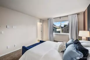 8823 Holly Dr, Everett, WA 98208 - Photo 20