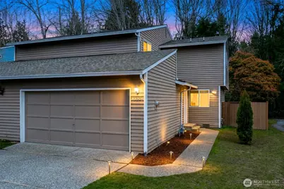 13324 NE 138th Pl, Kirkland, WA 98034 - Photo 2