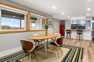 2745 Evening Glory Ct, Clinton, WA 98236 - Photo 18