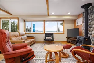 2745 Evening Glory Ct, Clinton, WA 98236 - Photo 8