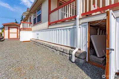 11453 Bayview Edison Rd #16, Mount Vernon, WA 98273 - Photo 26