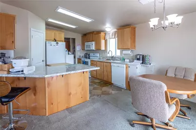 11453 Bayview Edison Rd #16, Mount Vernon, WA 98273 - Photo 10