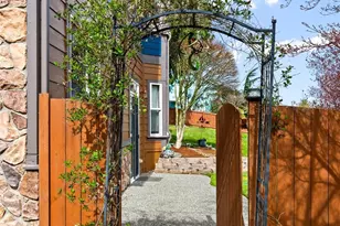 1140 Matterhorn Loop, Camano Island, WA 98282 - Photo 4