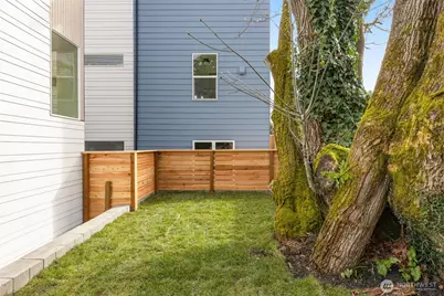 1627 B 21st Avenue, Seattle, WA 98122 - Photo 32