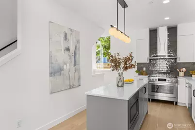 1627 B 21st Avenue, Seattle, WA 98122 - Photo 14