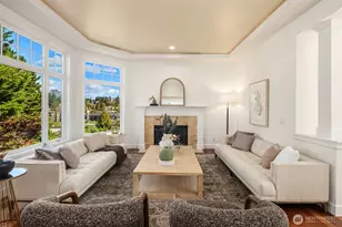 9750 SE 5th St, Bellevue, WA 98004 - Photo 4