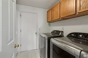 10303 SE 210th Pl, Kent, WA 98031 - Photo 18