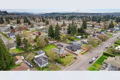 214 J Street NE, Auburn, WA 98002 - Photo 38