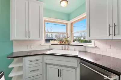 214 J Street NE, Auburn, WA 98002 - Photo 8