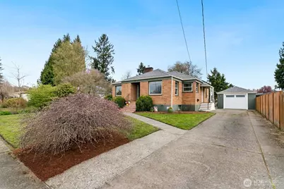 214 J Street NE, Auburn, WA 98002 - Photo 1