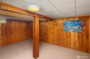 548 NE 102nd St, Seattle, WA 98125 - Photo 18