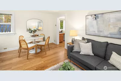 548 NE 102nd Street, Seattle, WA 98125 - Photo 4