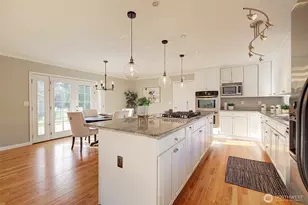 15023 Simonds Rd NE, Kenmore, WA 98028 - Photo 10