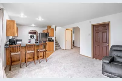 11008 184th Avenue, Bonney Lake, WA 98391 - Photo 6