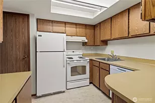 6822 NE 153rd Pl, Kenmore, WA 98028 - Photo 10