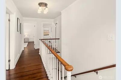 5260 18th Avenue NE, Seattle, WA 98105 - Photo 18