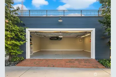 364 Highland Drive, Seattle, WA 98109 - Photo 38