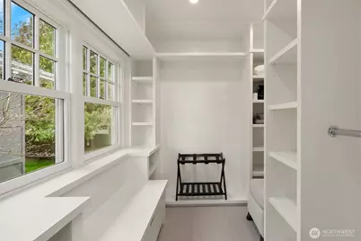 364 Highland Drive, Seattle, WA 98109 - Photo 26