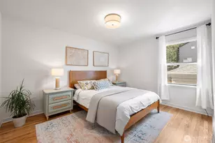 1035 NE 100th St, Seattle, WA 98125 - Photo 14