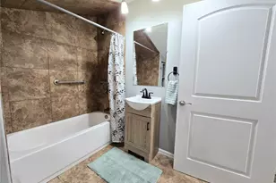 1407 Laurel St, Hoquiam, WA 98550 - Photo 16