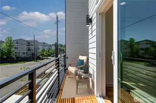 4306 S Holden St, Seattle, WA 98118 - Photo 16