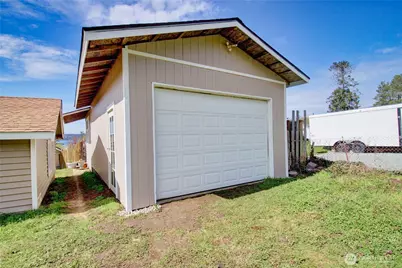 818 Serene View Road, Camano Island, WA 98282 - Photo 4