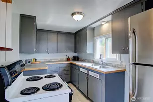 818 Serene View Rd, Camano Island, WA 98282 - Photo 18