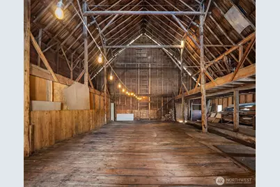 20722 SE 34th Street #7, Sammamish, WA 98075 - Photo 2