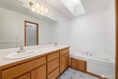 1924 5th Street SE, Puyallup, WA 98372 - Photo 22