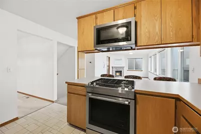 1924 5th Street SE, Puyallup, WA 98372 - Photo 10