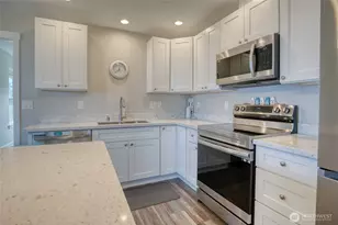 300 Octopus Ave NE, Ocean Shores, WA 98569 - Photo 16