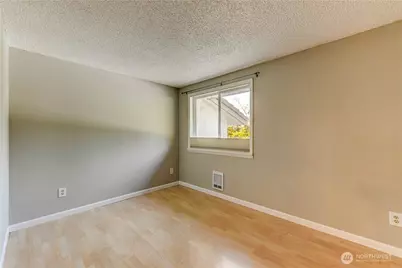 12838 SE 141st Lane #F103, Bellevue, WA 98006 - Photo 12