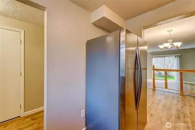 12838 SE 141st Lane #F103, Bellevue, WA 98006 - Photo 4