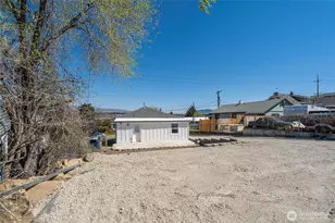 918 Cashmere St, Wenatchee, WA 98801 - Photo 10
