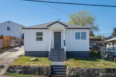 918 Cashmere Street, Wenatchee, WA 98801 - Photo 2