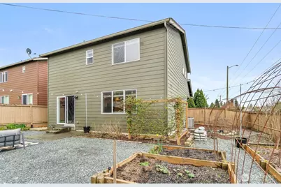 8303 10th Place SE, Lake Stevens, WA 98258 - Photo 28