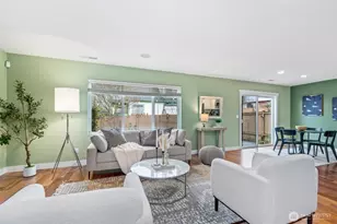 8303 10th Pl SE, Lake Stevens, WA 98258 - Photo 4