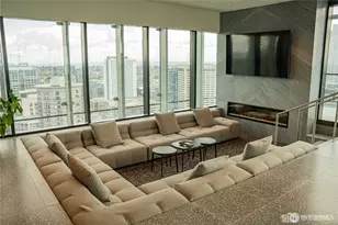 300 Virginia St, Seattle, WA 98121 - Photo 16