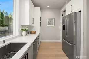 10931 NE 133rd St, Kirkland, WA 98034 - Photo 12