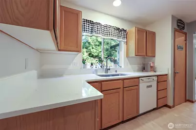 6925 E Filmore Street, Port Orchard, WA 98366 - Photo 18