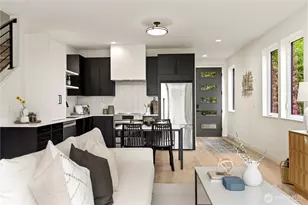 2560 30th Ave W, Seattle, WA 98199 - Photo 8